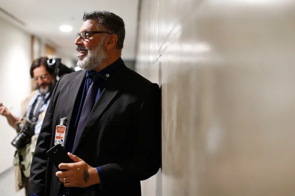 Frota lidera ranking de deputados com mais projetos: média de 3 por semana