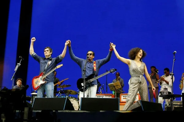 Nivea Viva reúne milhares de brasilienses em homenagem a Jorge Ben Jor