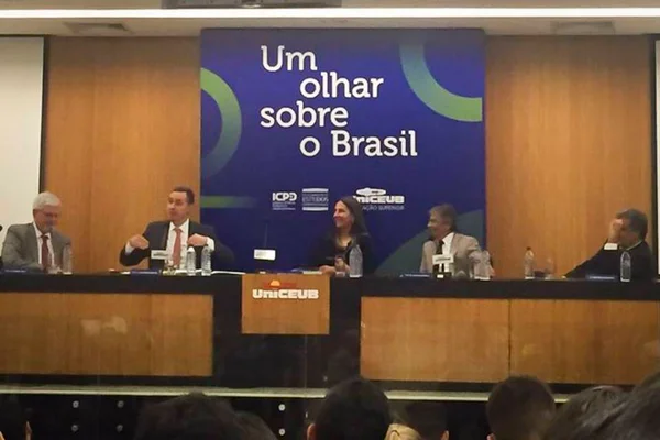 Janot sobre STF favorecer Bendine: “Sistema de punição em xeque”