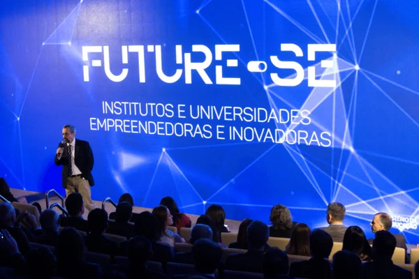 Entidades de apoio à pesquisa criticam ideia do MEC para universidades