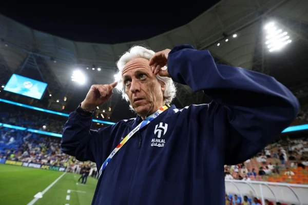 Imagem colorida de Jorge Jesus