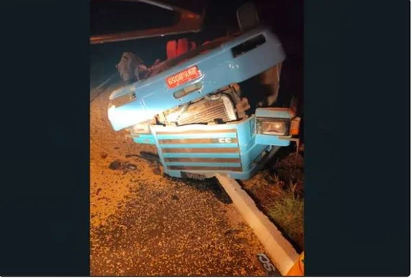 Motorista morre esmagado por caminhão e corpo fica horas à espera de perícia em Camapuã