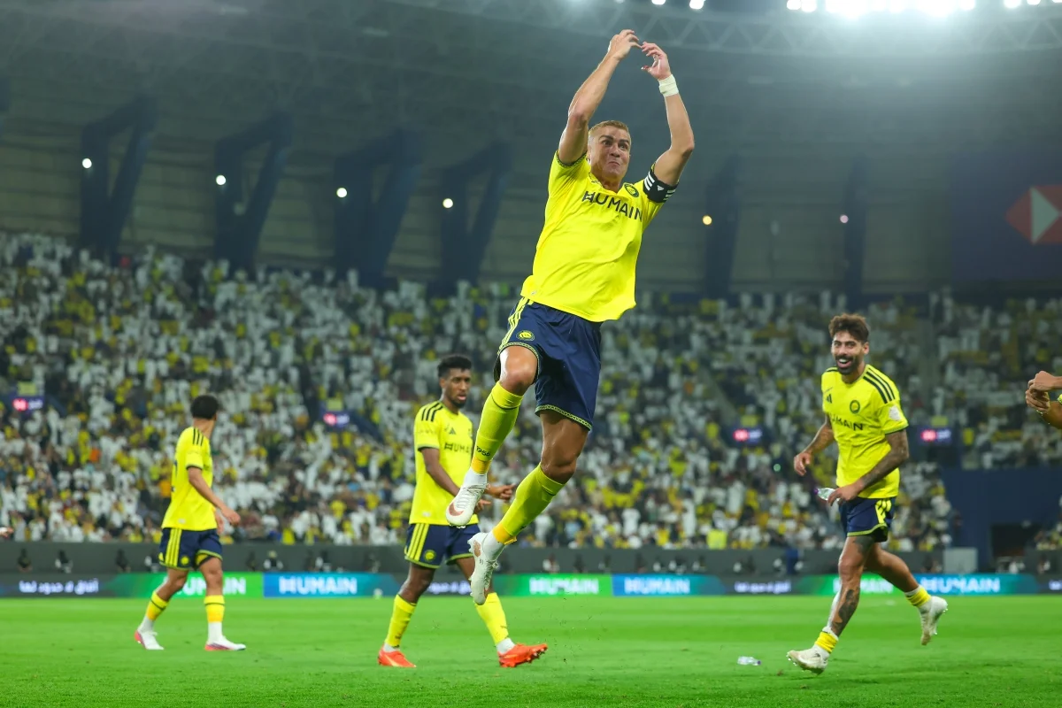 Cristiano Ronaldo comemora gol do Al-Nassr no Campeonato Saudita