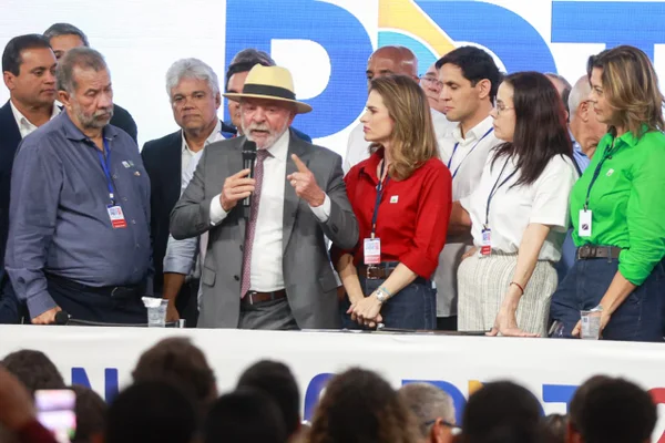 Convenção em SP é estratégia de Lula focando maior colégio eleitoral - destaque galeria Convenção em SP é estratégia de Lula focando maior colégio eleitoral - destaque galeria
