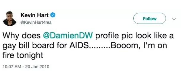 "Por que a foto de perfil @damienDW parece um outdoor da AIDS? Boom, estou fogo hoje" "Por que a foto de perfil @damienDW parece um outdoor da AIDS? Boom, estou fogo hoje"