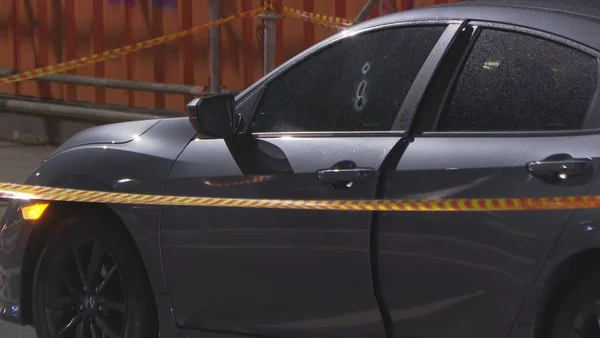 Homem foi assassinado com cinco tiros em semáforo