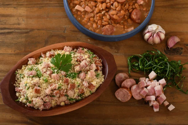 farofa com linguiça
