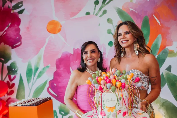 Entre amigas, Cleucy Estevão celebra a vida de Claudia Salomão