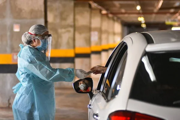 Os testes em Ceilândia continuaram sendo feitos no sistema drive-thru
