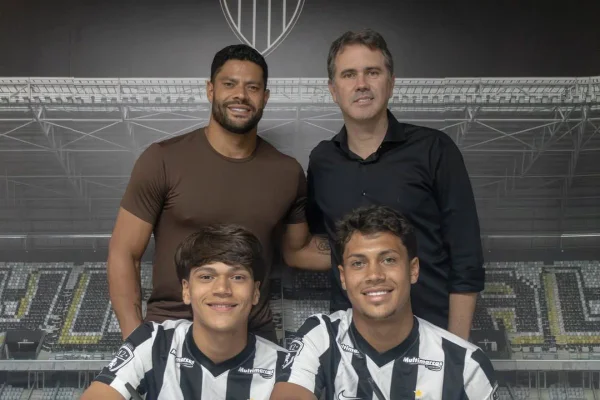 Imagem colorida de Hulk e filhos