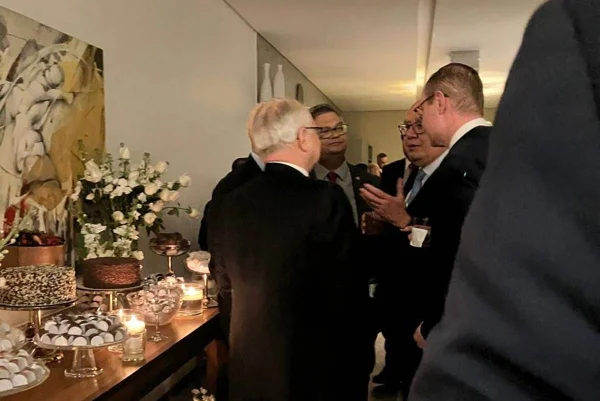 Aniversário da esposa do ministro Gilmar Mendes