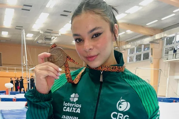 Ana Luiza Lima conquista sua primeira medalha: bronze na etapa de Szombathely de Ginástica Artística