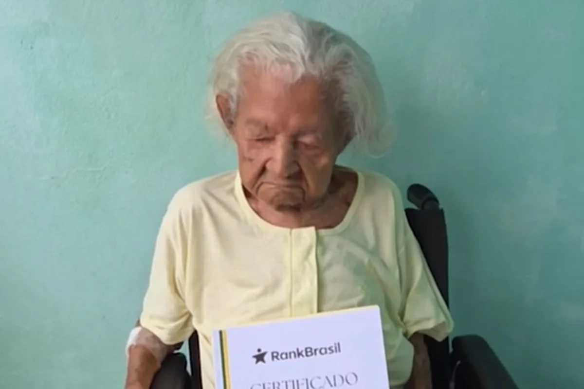 Mulher é reconhecida como a mais velha do Brasil aos 121 anos