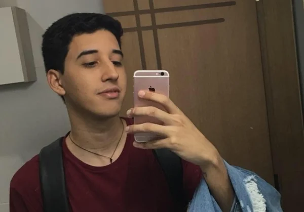 Jovem morre ao tentar proteger a mãe em assalto no Rio de Janeiro