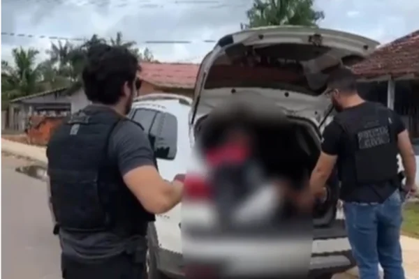 Imagem colorida,Homem é preso por vazar vídeos íntimos da ex após término da relação- Metrópoles