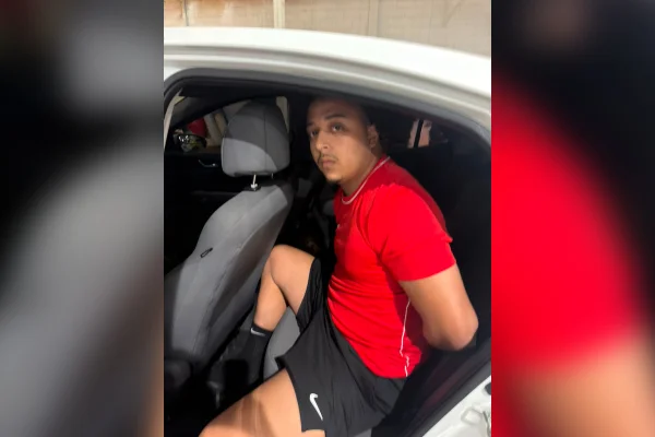 Braço direito de líder do CV é preso durante treino em academia no Rio