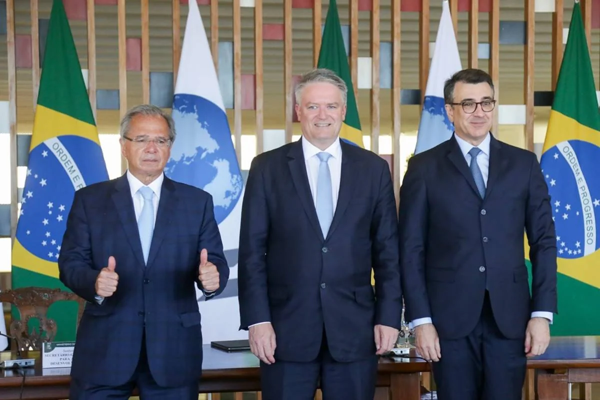 Ministro da economia, Paulo Guedes, o secretário geral da OCDE, Mathias Cormann, e o ministro das relações exteriores, Carlos França Ministro da economia, Paulo Guedes, o secretário geral da OCDE, Mathias Cormann, e o ministro das relações exteriores, Carlos França