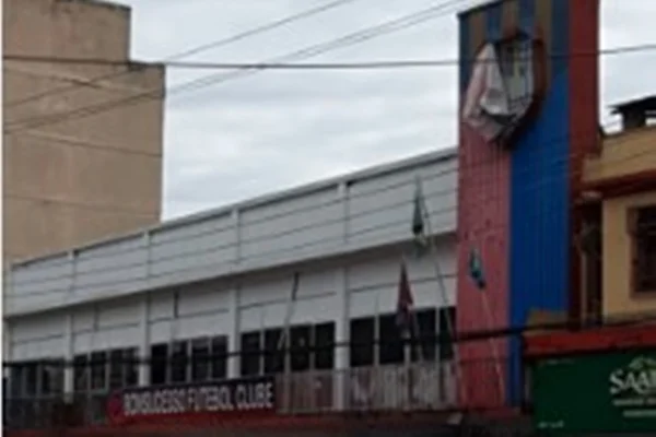 Fachada do Bonsucesso