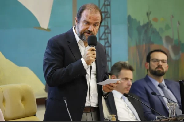 TRE cassa mandato de vereador de SP que trocou PSDB pelo PSB