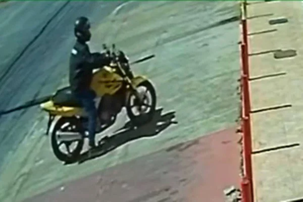 “Motoqueiro do arrastão” é preso após assaltar 7 farmácias no DF