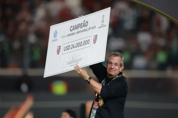 Presidente do Flamengo é denunciado ao STJD por falas polêmicas