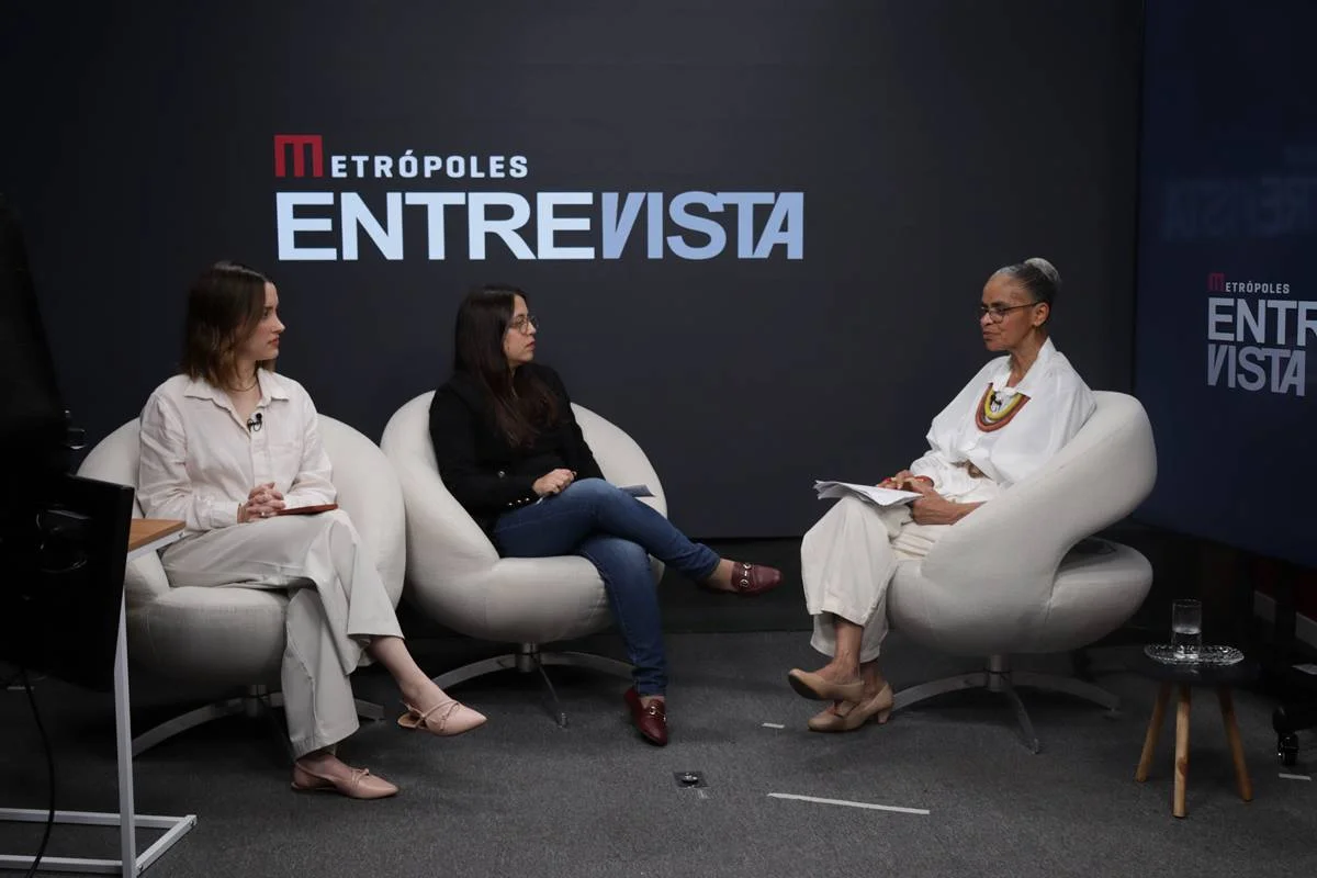Marina Silva, ex-ministra do Meio Ambiente e candidata ao Senado por São Paulo, em entrevista ao Metrópoles com as repórteres Rebeca Ligabue e Alessandra Ferreira Marina Silva, ex-ministra do Meio Ambiente e candidata ao Senado por São Paulo, em entrevista ao Metrópoles com as repórteres Rebeca Ligabue e Alessandra Ferreira