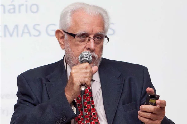 Adilson de Oliveira, professor da Universidade Federal do Rio de Janeiro (UFRJ), participou da reforma do setor elétrico como consultor do Ministério de Minas e Energia