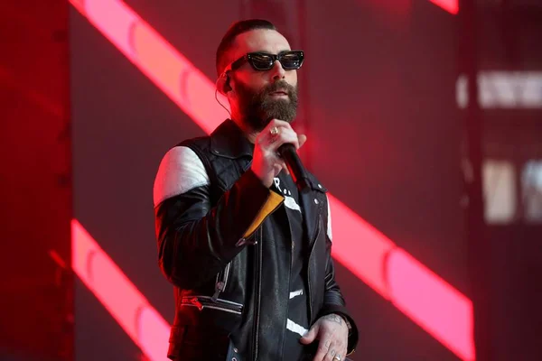 Adam Levine e Maroon 5 trazem show cheio de hits a Brasília