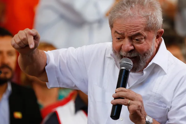 Com cassação de Delcídio, denúncia contra Lula deve ir para Moro