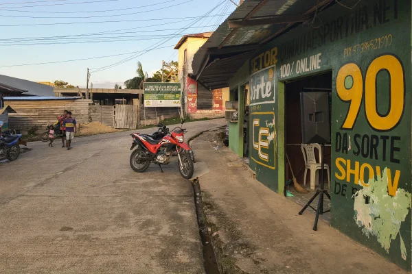Imagem mostra casa de apostas em Atalaia do Norte (AM) - Metrópoles