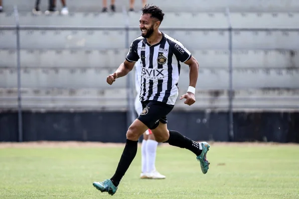 Foto colorida do jogador do Sobradinho - Metrópoles