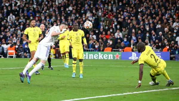 Real Madrid elimina o Chelsea e vai à semifinal da Champions League