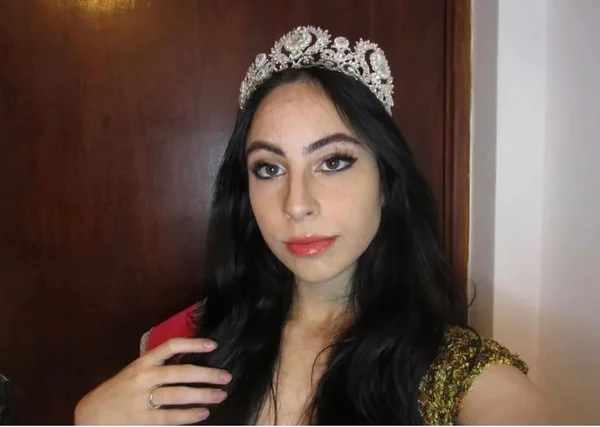 Yasmin Pesinato, miss teen da cidade de São Paulo 2021