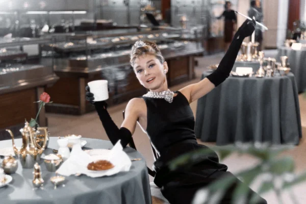 filmes estilo moda figurino bonequinha de luxo audrey hepburn - metrópoles