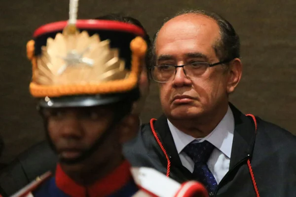 Janot se manifesta contra impeachment de Gilmar Mendes