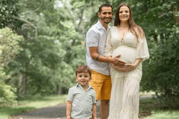 Mulher engravida de trigêmeos mesmo usando DIU: “Entrei em choque”