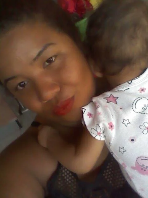 Após passar quatro dias ao lado do corpo da avó morta no Itapoã II, bebê de 8 meses passa bem