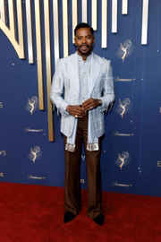 Ator Colman Domingo usando Valentino