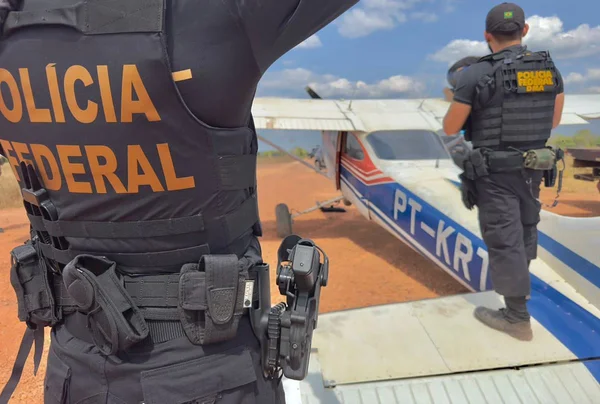 PF apreende avião interceptado por FAB