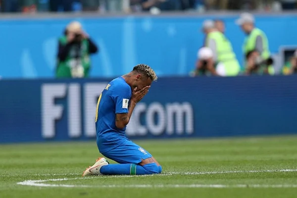 Seleção Brasileira blinda Neymar para protegê-lo de críticas na Copa