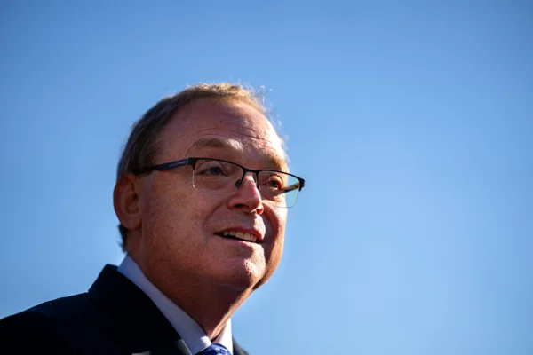 Imagem de Kevin Hassett, cotado para assumir a presidência do Federal Reserve (Fed) - Metrópoles