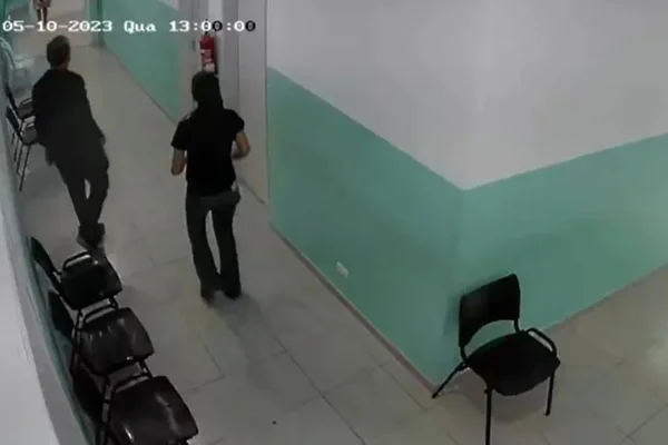 Médico preso por importunação contra funcionária de UPA é solto - Metrópoles