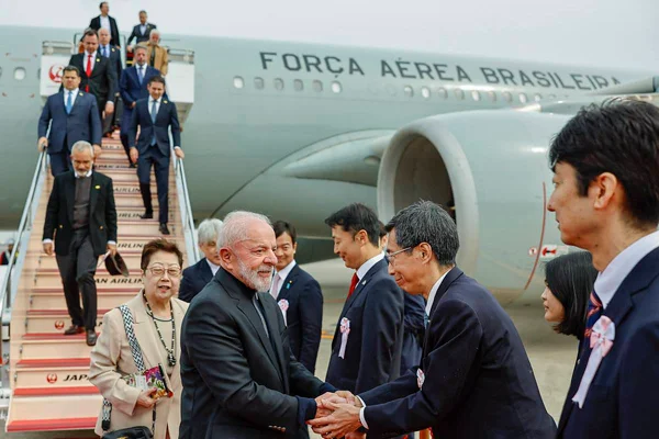 Foto colorida do presidente Lula no Japão - Metrópoles