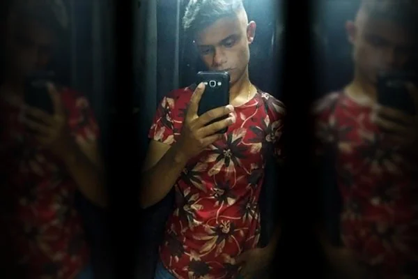 Lucas Ribeiro dos Reis, 24 anos