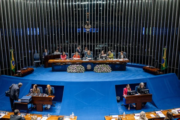 Bancada do PT não assinou CPI que investigará crime organizado
