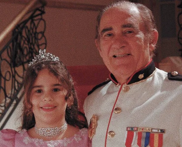 Lívian Aragão homenageia o pai pelo aniversário de 83 anos
