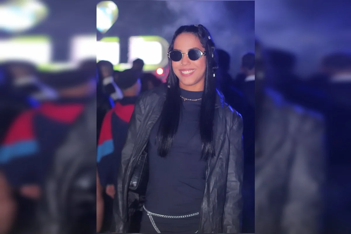 A vítima estava acompanhada de duas amigas e três adolescente no momento do crime A vítima estava acompanhada de duas amigas e três adolescente no momento do crime