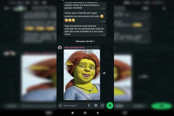Print de conversa no WhatsApp