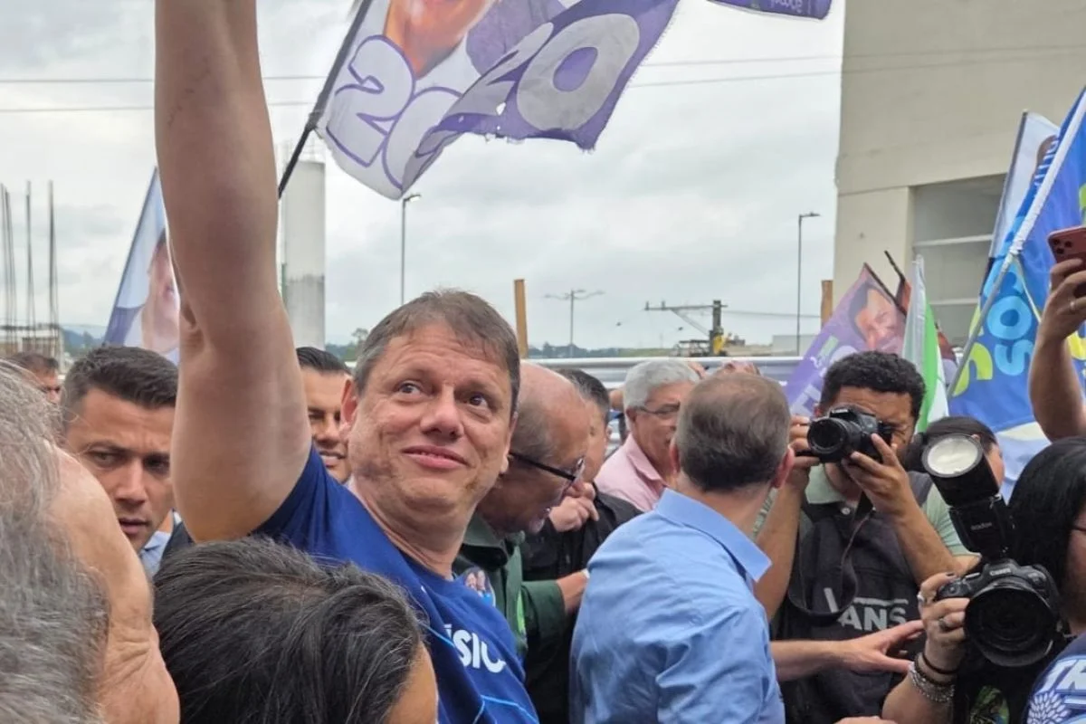 Tarcísio de Freitas em agenda de campanha à reeleição Tarcísio de Freitas em agenda de campanha à reeleição
