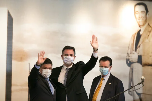 Rodrigo Pacheco se filia ao PSD
